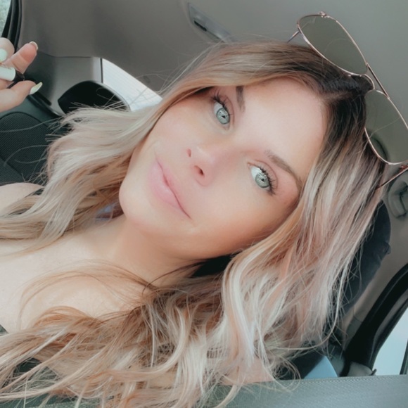 hansnicole21